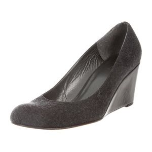 Stuart Weitzman Round Toe Wedge Pumps 💗